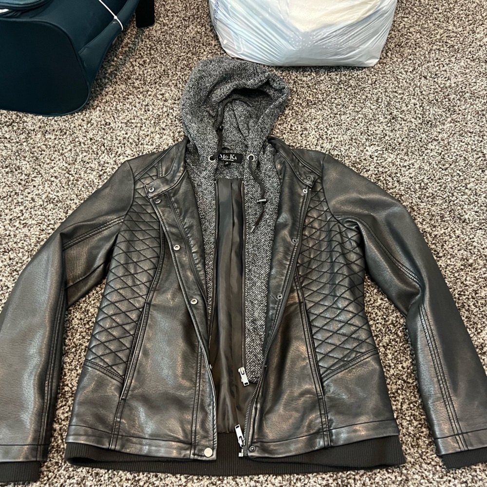 Mo-aka Quilted Leather Jacket with Gray Hood